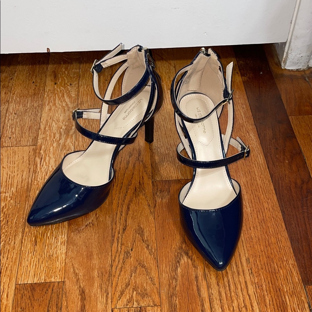 Liz Clairborne Navy Heels